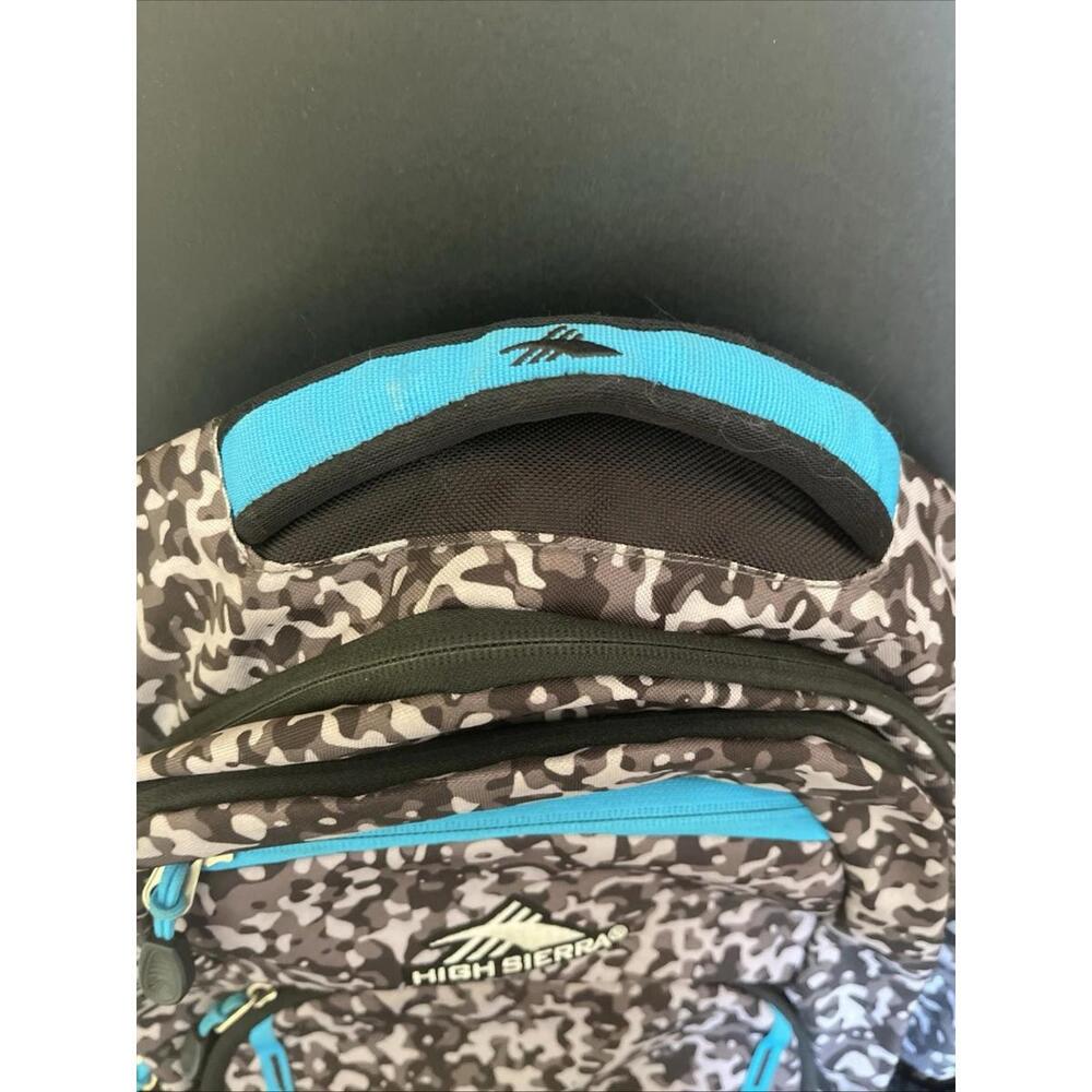 High Sierra Large Backpack - Picture 4 of 9